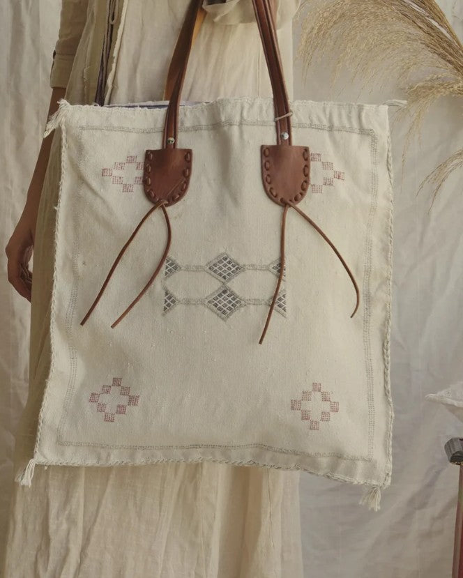 Z & L - Kilim Shoulder Bag