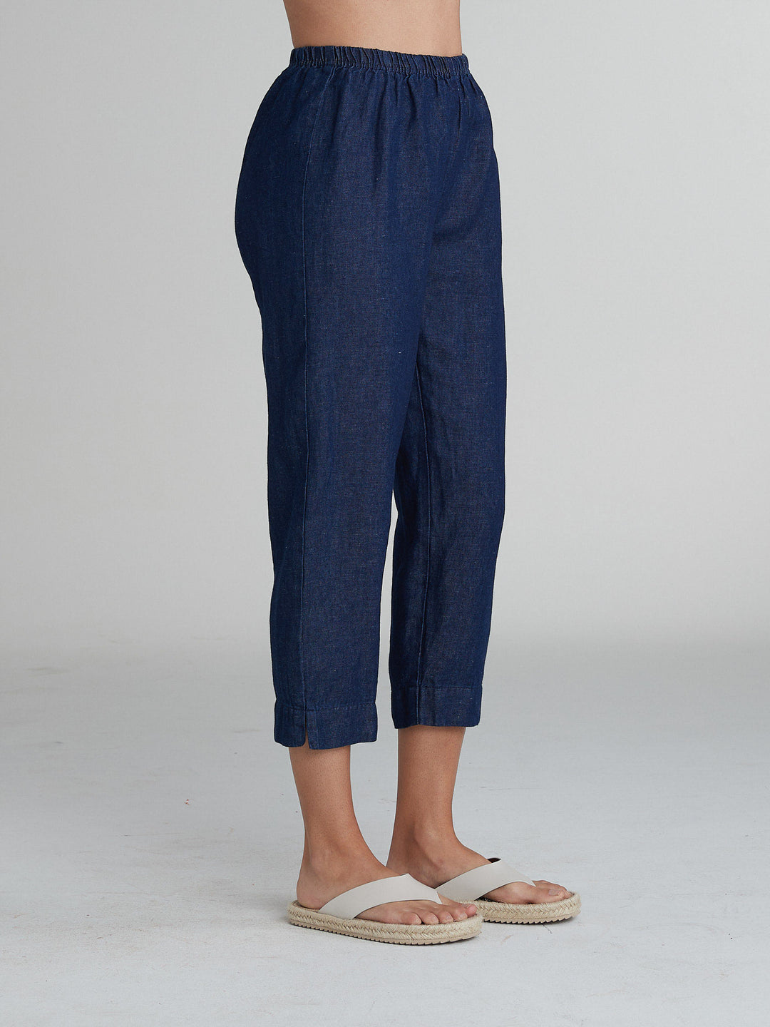 Cut Loose Flax Denim - Tappered Cropped Pant ( Special Order )