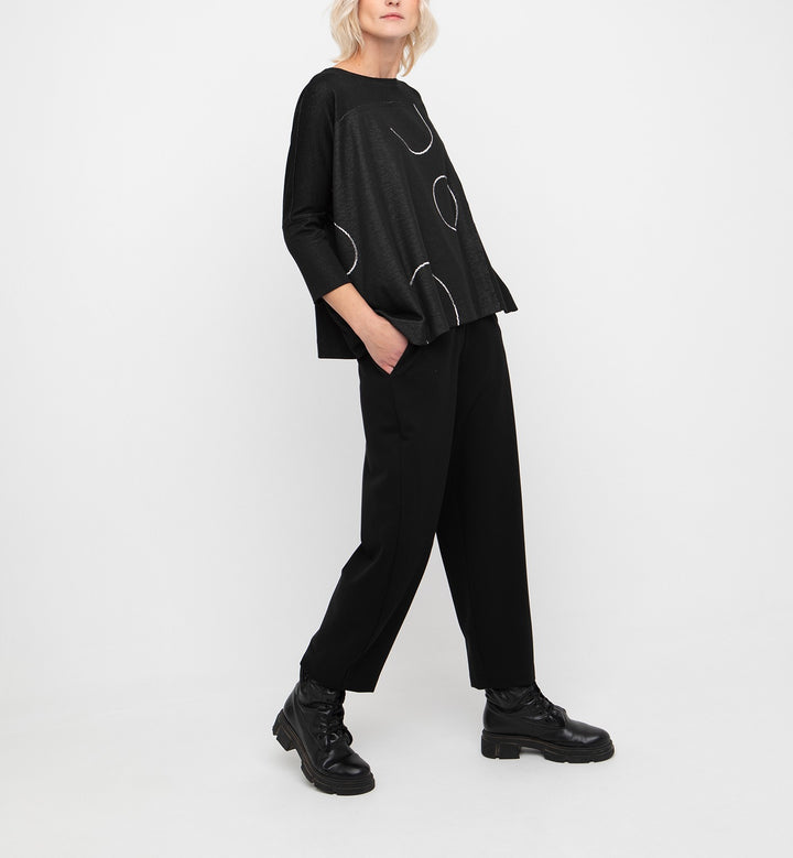 Ozai N Ku - Circle Pullover
