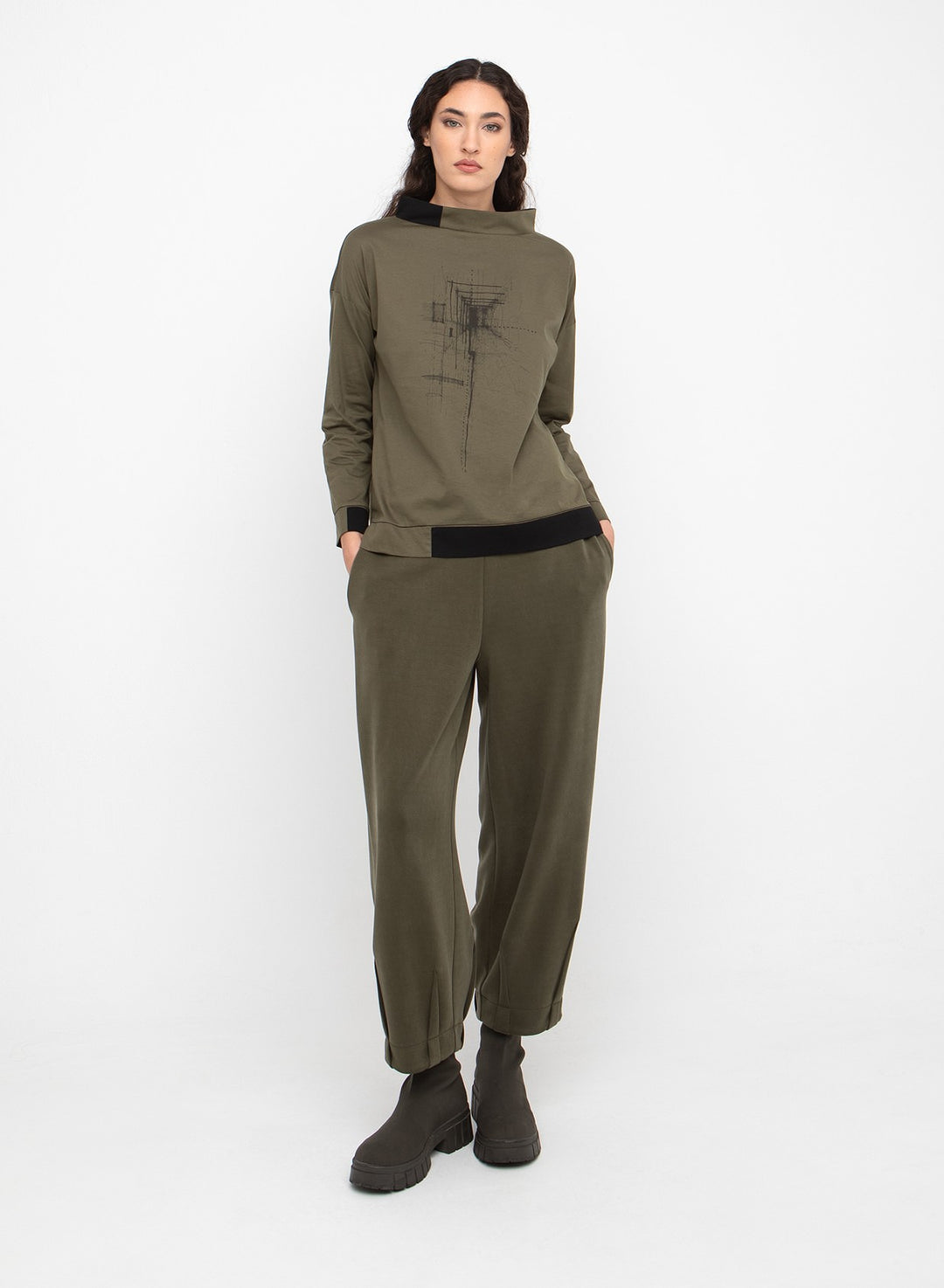Ozai N Ku - Abstract Sketch Mock-Neck Top