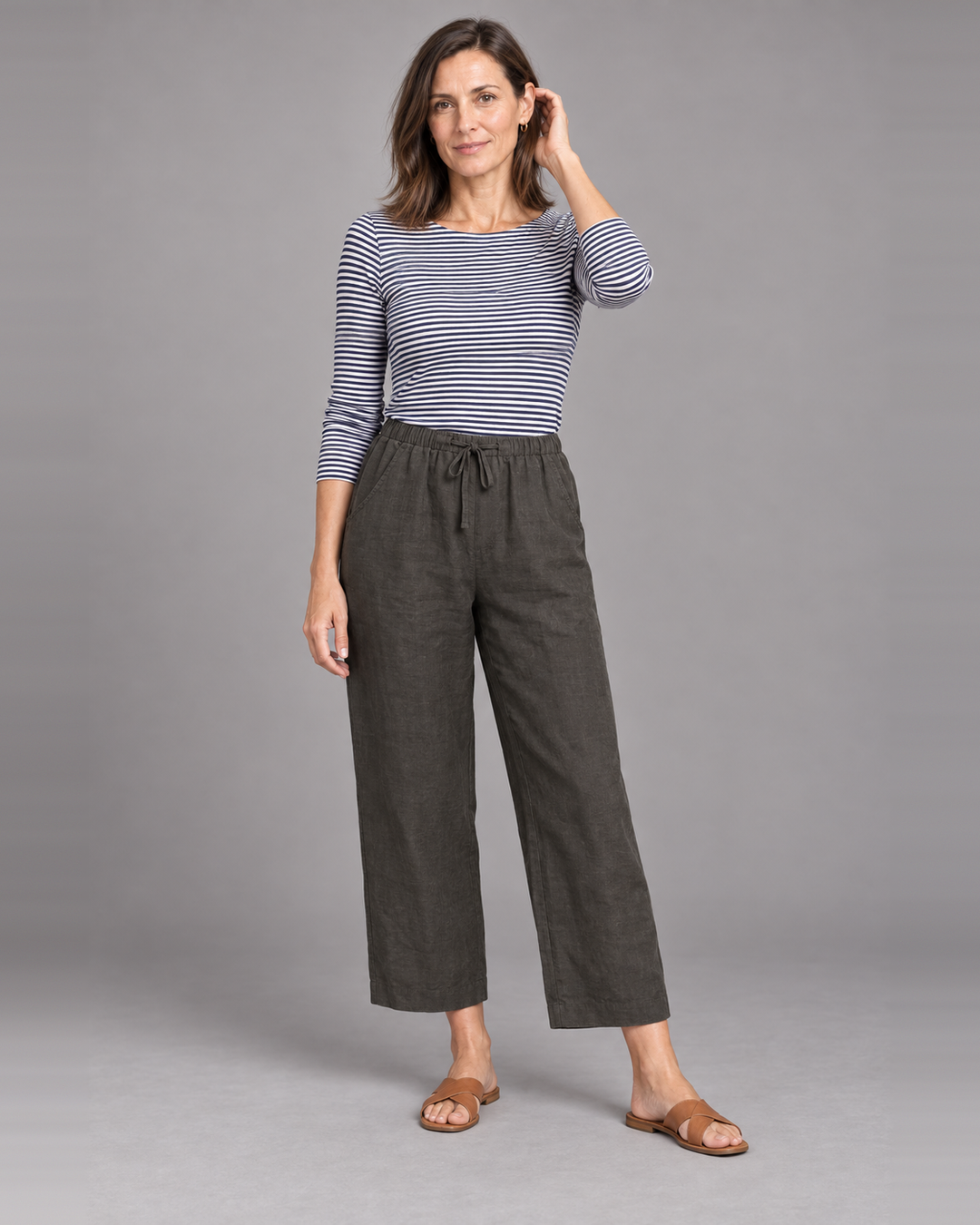 Bryn Walker Saba Pant in Peppercorn, light linen, front view on model