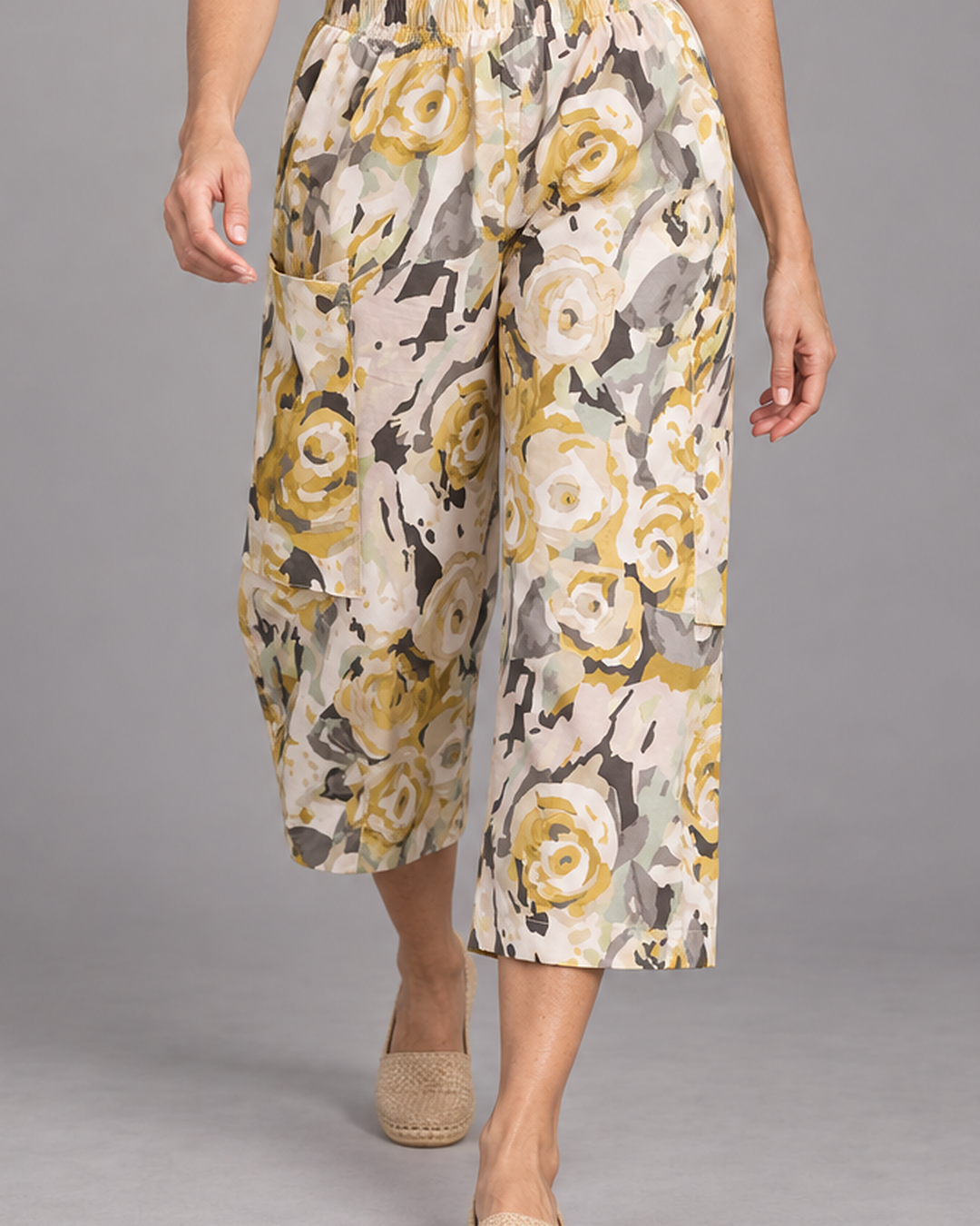 Bryn Walker Pasha Pant in Giallo, print poplin, detail view on model