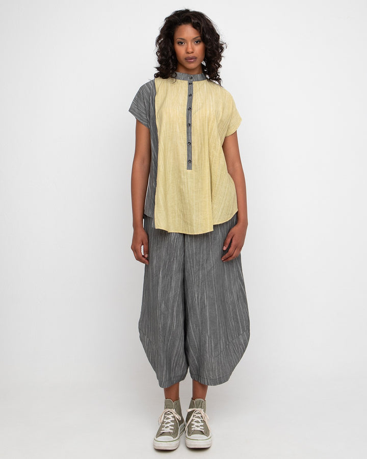 Ozai N Ku Mellow Popover Top, Butter/Slate FINAL SALE ITEM