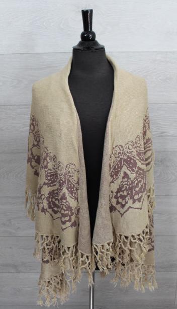 Sleeveless Fringed Shawl