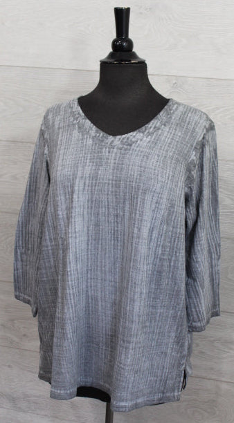 Focus Clothing - V NECK 3/4 SLEEVE TOP FINAL SALE ITEM