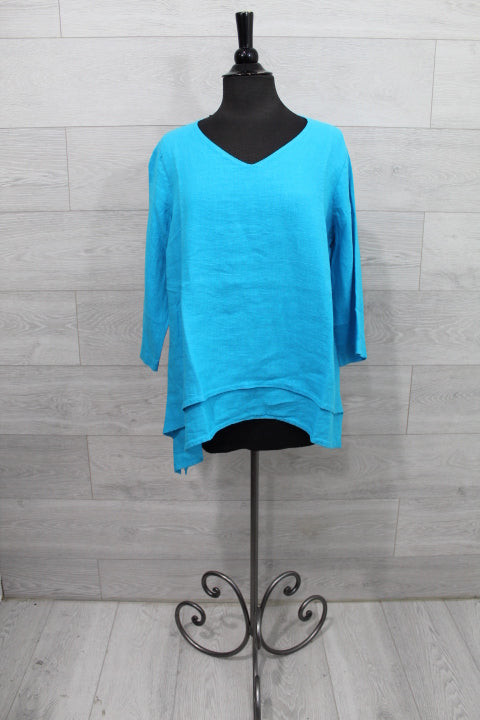 Focus Clothing - V neck Tunic Top FINAL SALE ITEM