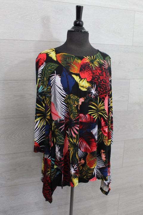 Focus Clothing - 3/4 sleeve tropical top FINAL SALE ITEM