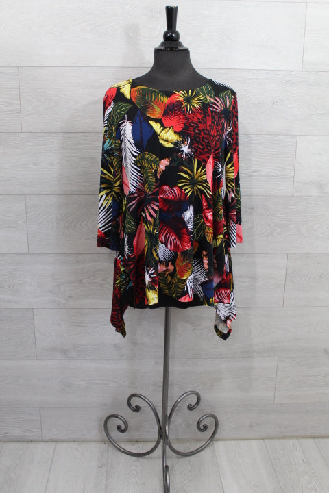 Focus Clothing - 3/4 sleeve tropical top FINAL SALE ITEM