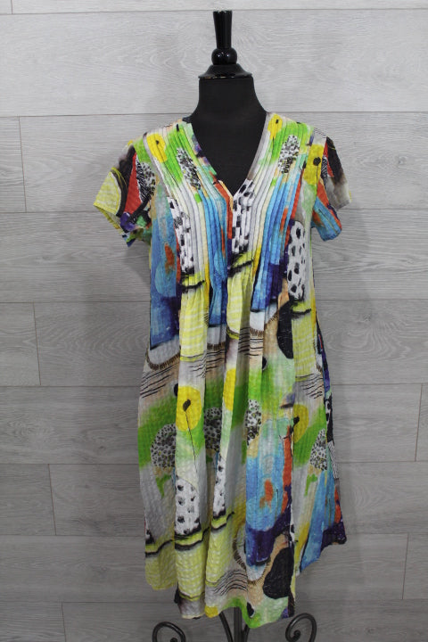 Grizas - V Neck Front Pleat Dress