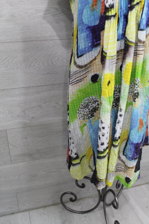 Grizas - V Neck Front Pleat Dress