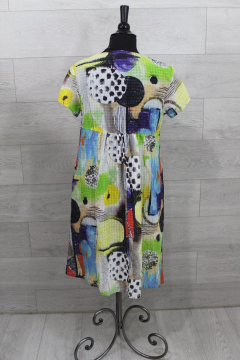 Grizas - V Neck Front Pleat Dress