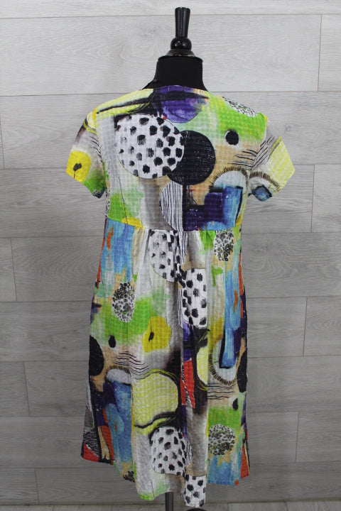 Grizas - V Neck Front Pleat Dress