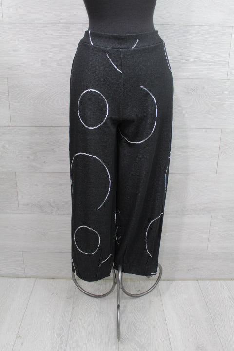 Ozai N Ku - Circle Pant