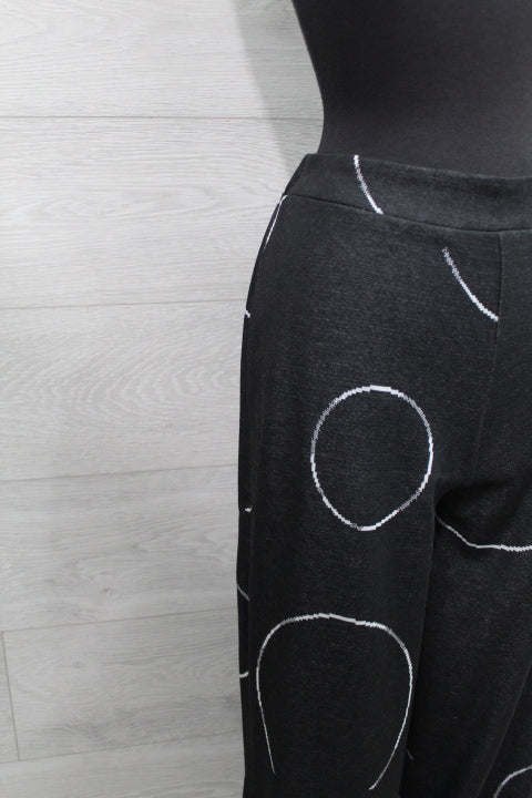 Ozai N Ku - Circle Pant