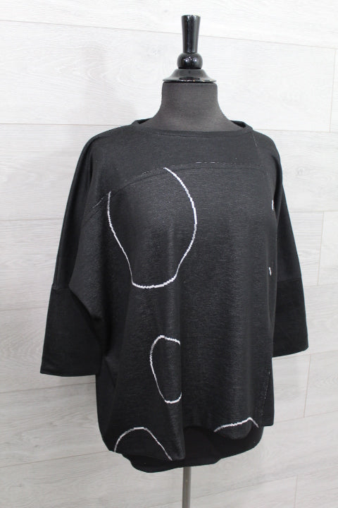 Ozai N Ku - Circle Pullover