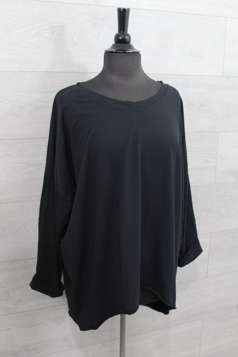Boutique Karma -  One Size Top Pullover