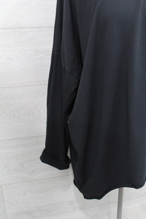 Boutique Karma -  One Size Top Pullover