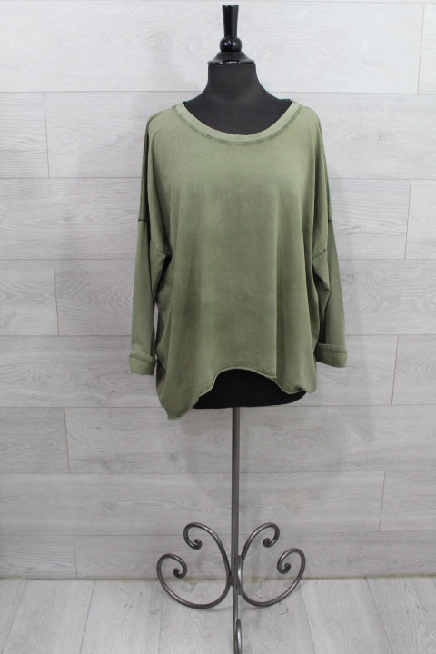 Boutique Karma -  One Size Top Pullover