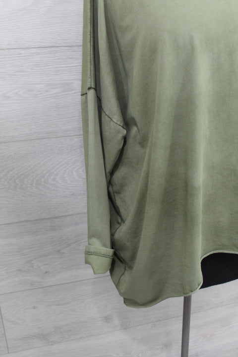 Boutique Karma -  One Size Top Pullover