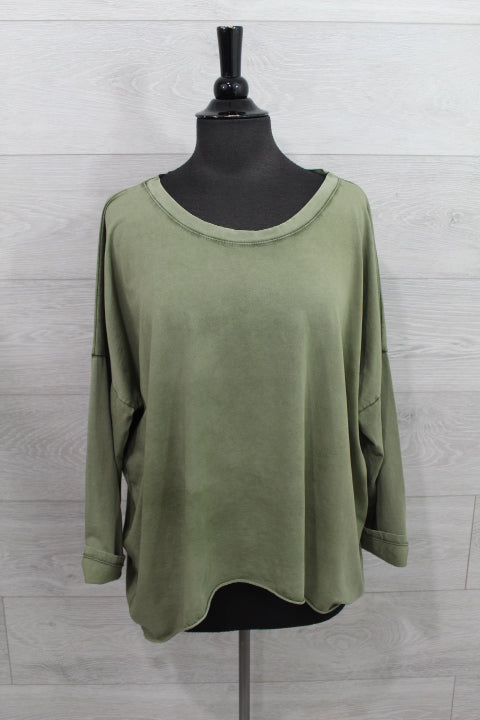 Boutique Karma -  One Size Top Pullover