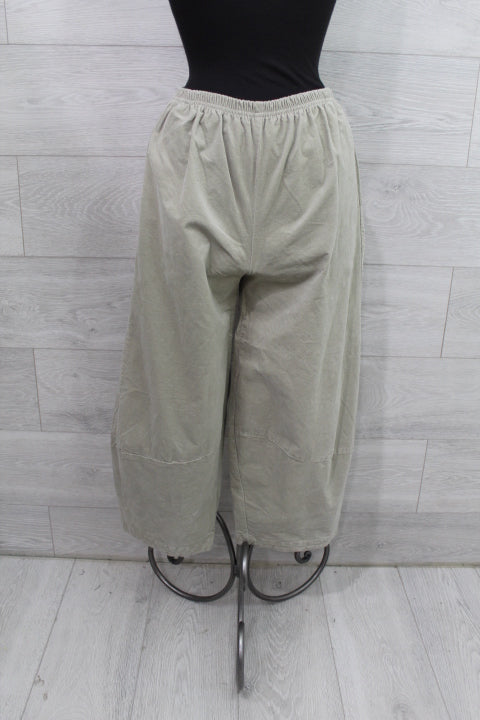 Cut Loose Mini Corduroy - Lantern Pant