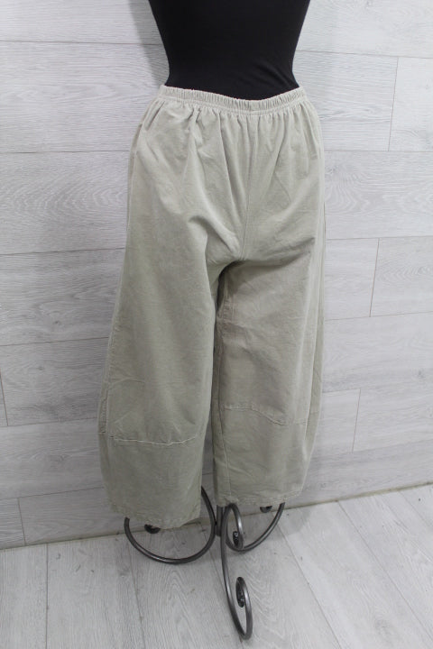 Cut Loose Mini Corduroy - Lantern Pant