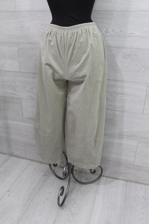 Cut Loose Mini Corduroy - Lantern Pant