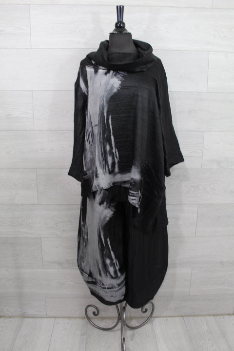 Ozai N Ku - Asymm Cowl