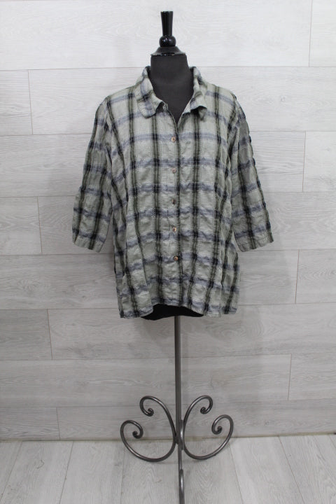 Cut Loose Crinkle Plaid - High Low Shirt