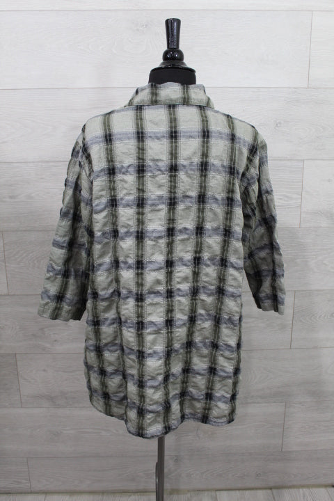 Cut Loose Crinkle Plaid - High Low Shirt
