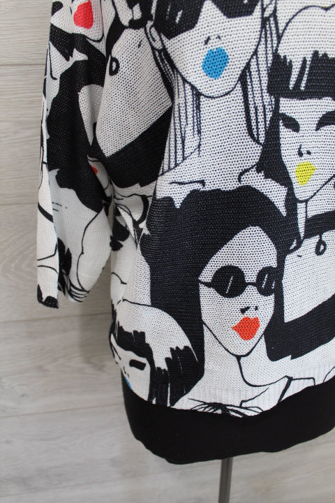 Boutique Karma - Pullover Print