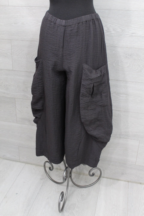 Eleven Stitch Design By Gerties - Double Pocket Pant