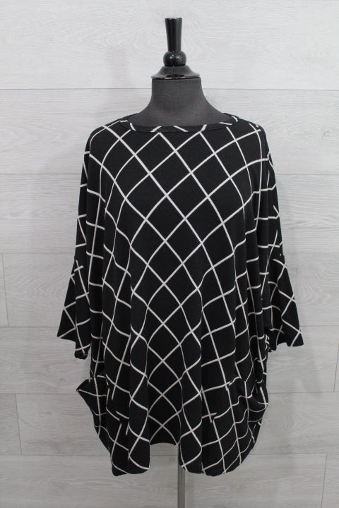 Cut Loose Diamond - One Size Pullover