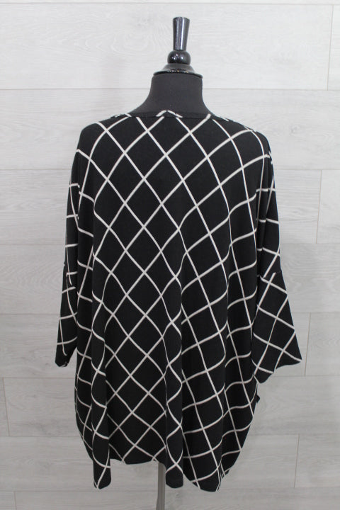 Cut Loose Diamond - One Size Pullover