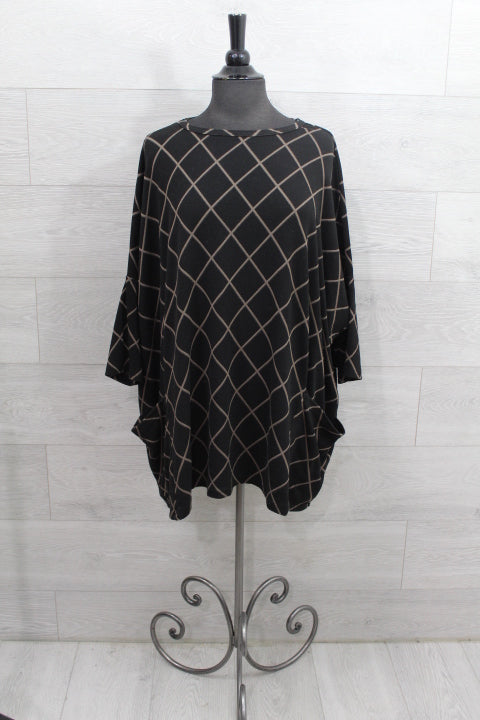 Cut Loose Diamond - One Size Pullover