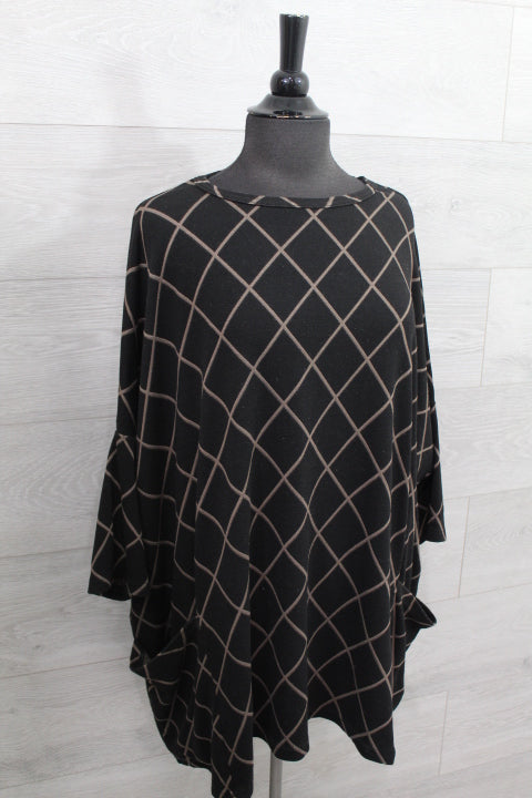 Cut Loose Diamond - One Size Pullover FINAL SALE ITEM