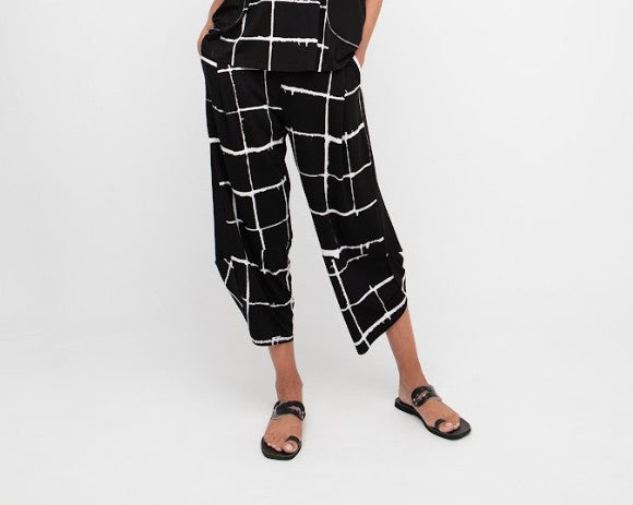 Ozai N Ku Thal Tulip Pants, Mono FINAL SALE ITEM
