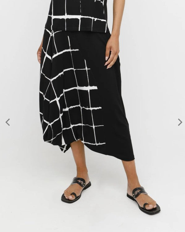 Ozai N Ku Zera Cocoon Skirt, Mono FINAL SALE ITEM