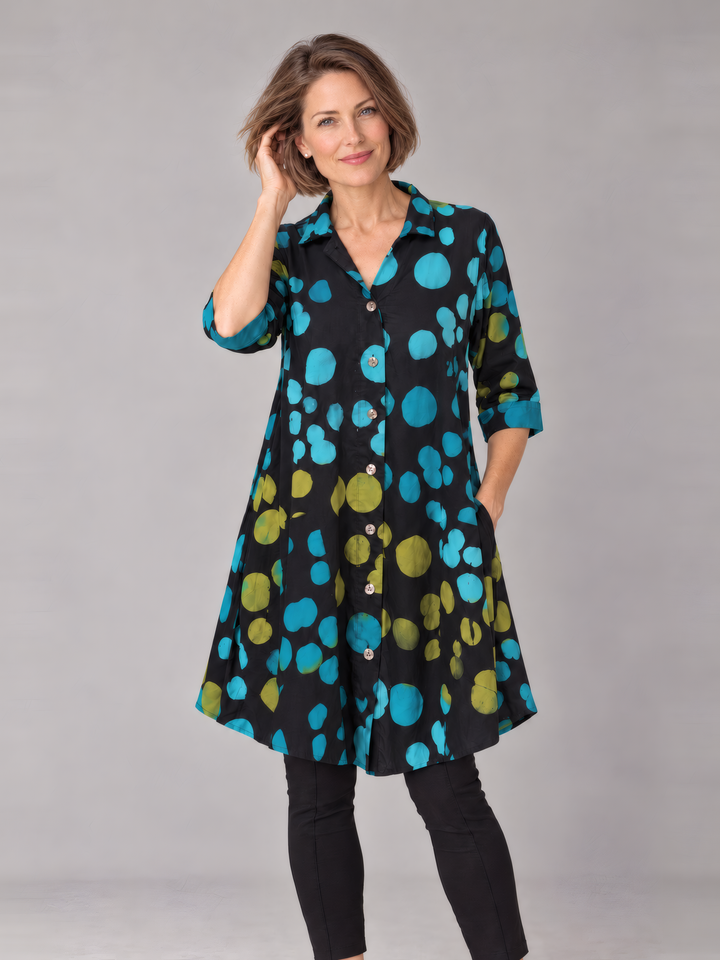 Adverb Exactly Tunic Shirt in Teal Multi, front view on model