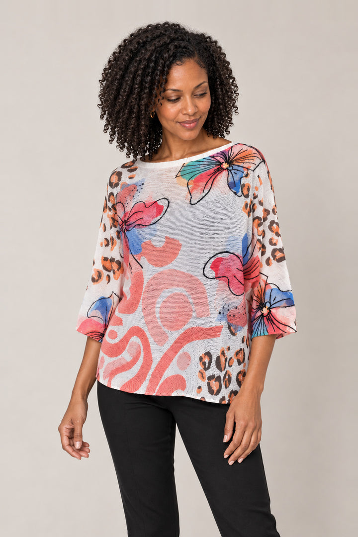 Boutique Karma Pullover Print in Coral, closer view on model