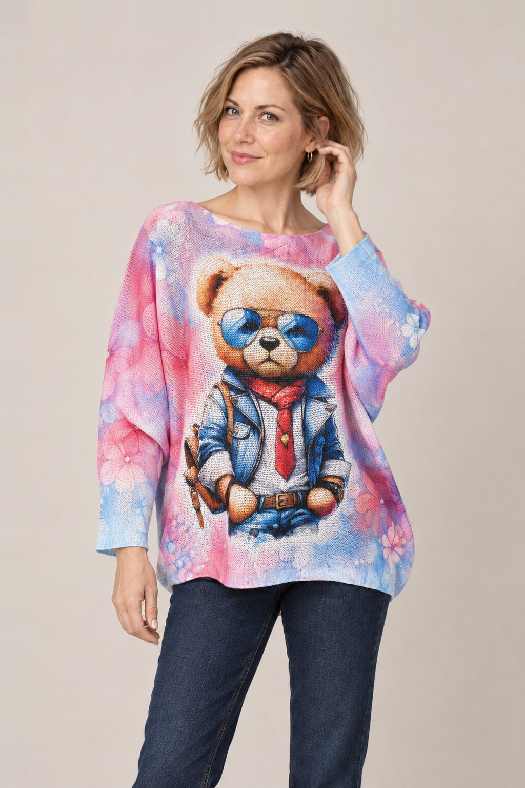 Boutique Karma Pullover Print in Teddy Bear Sunglasses, closer view on model