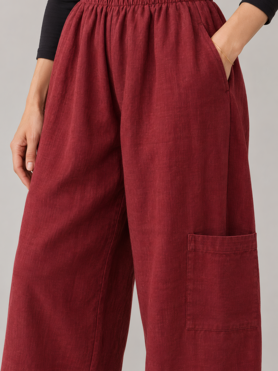 Bryn Walker Heavy Linen Casbah Pant in Granada, close up of the fabric and details