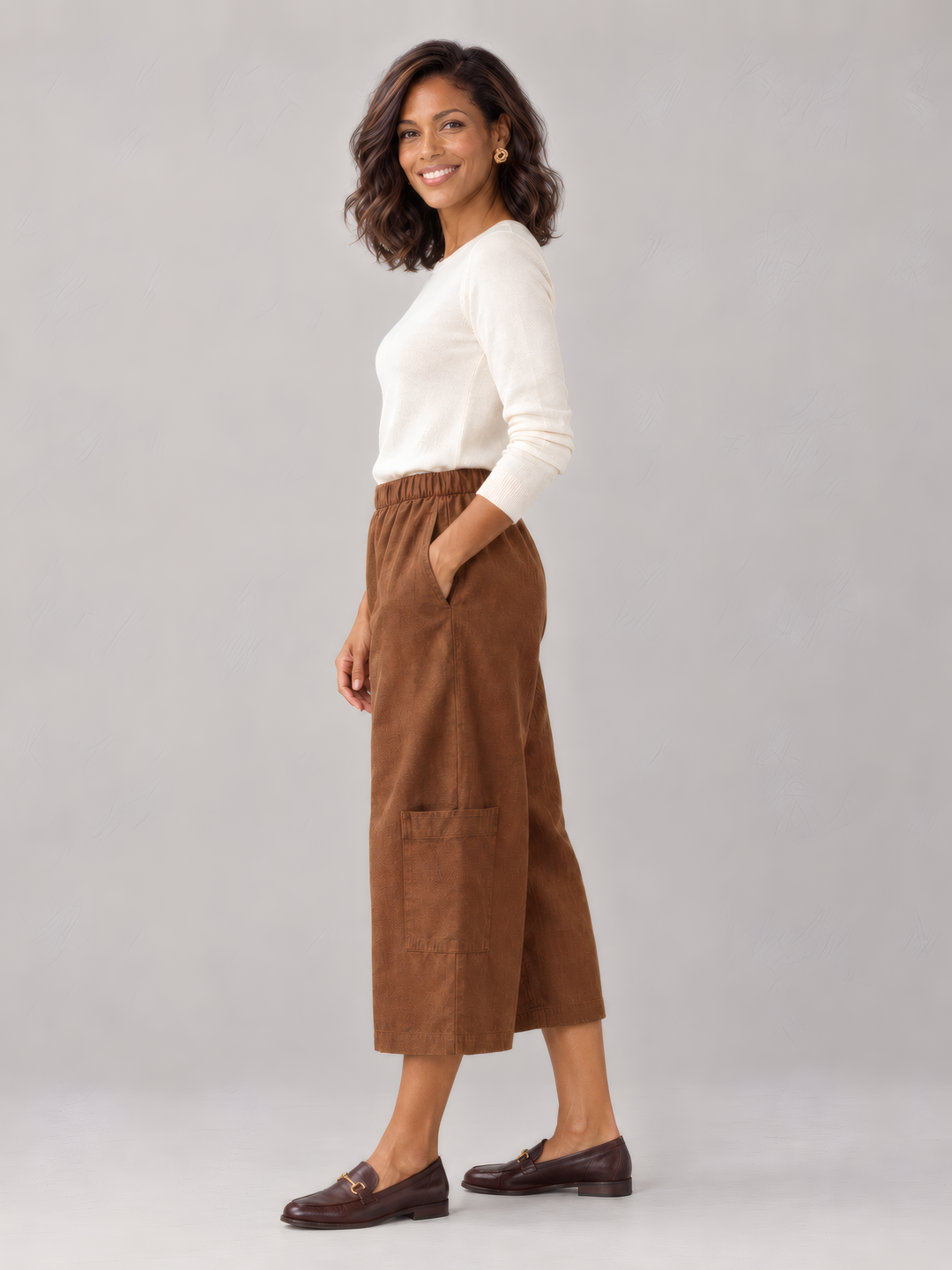 Bryn Walker Heavy Linen Casbah Pant in Pinecone, side view on model
