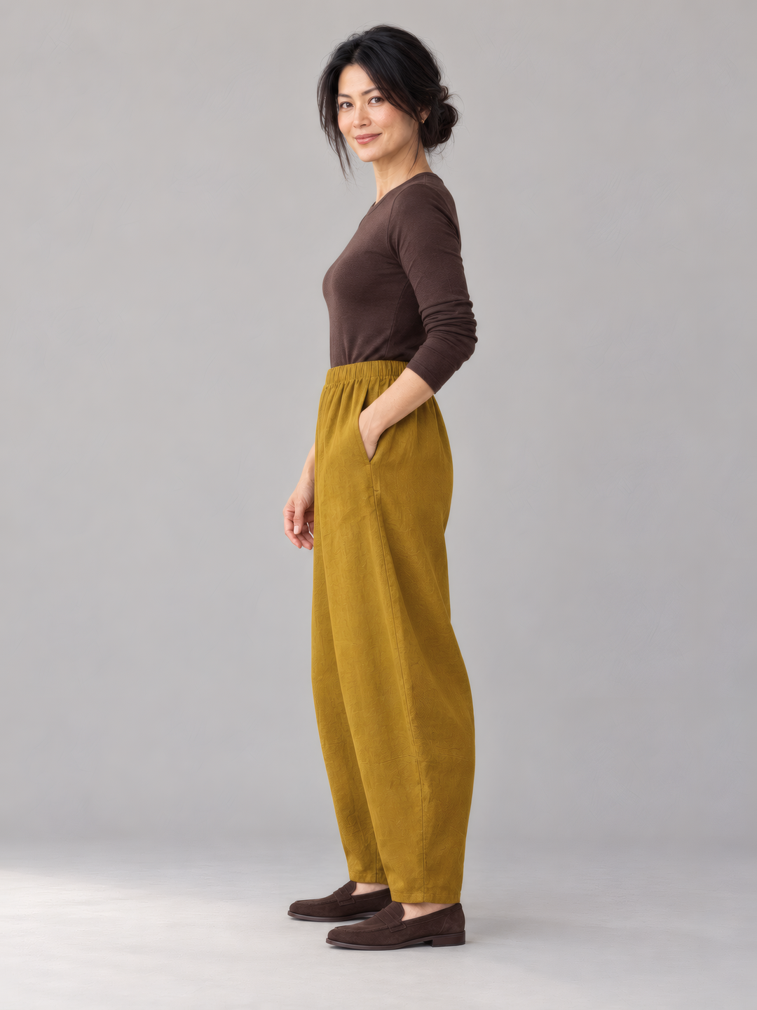 Bryn Walker Heavy Linen Oliver Pant in Honeycomb, side view on model