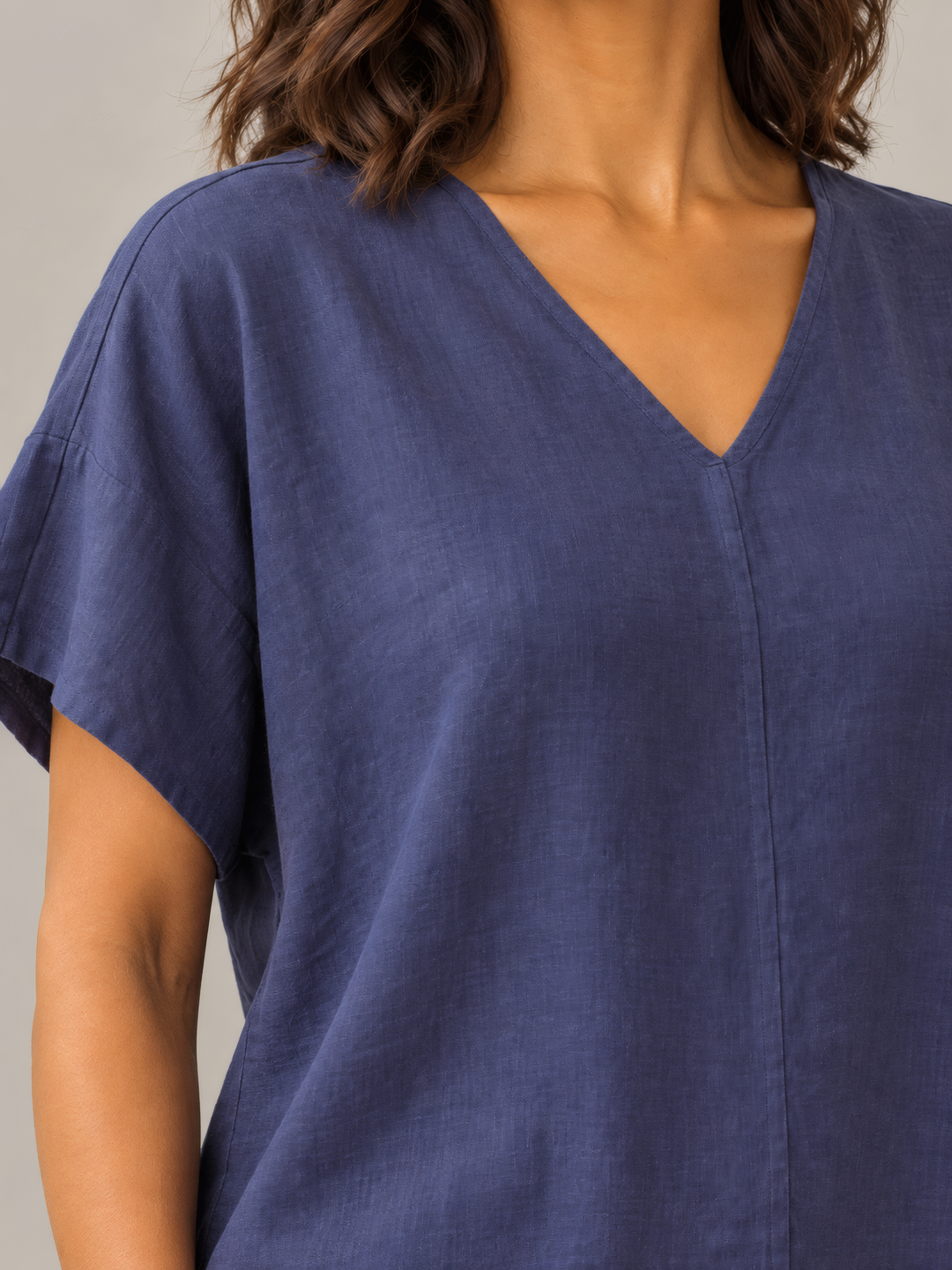 Bryn Walker Light Linen Baxter Tunic in Starlight, close up of the fabric and details