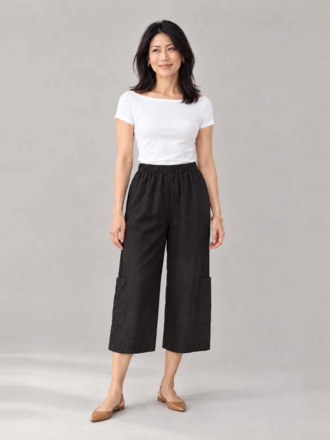 Bryn Walker Light Linen Casbah Pant in Nave, front view on model