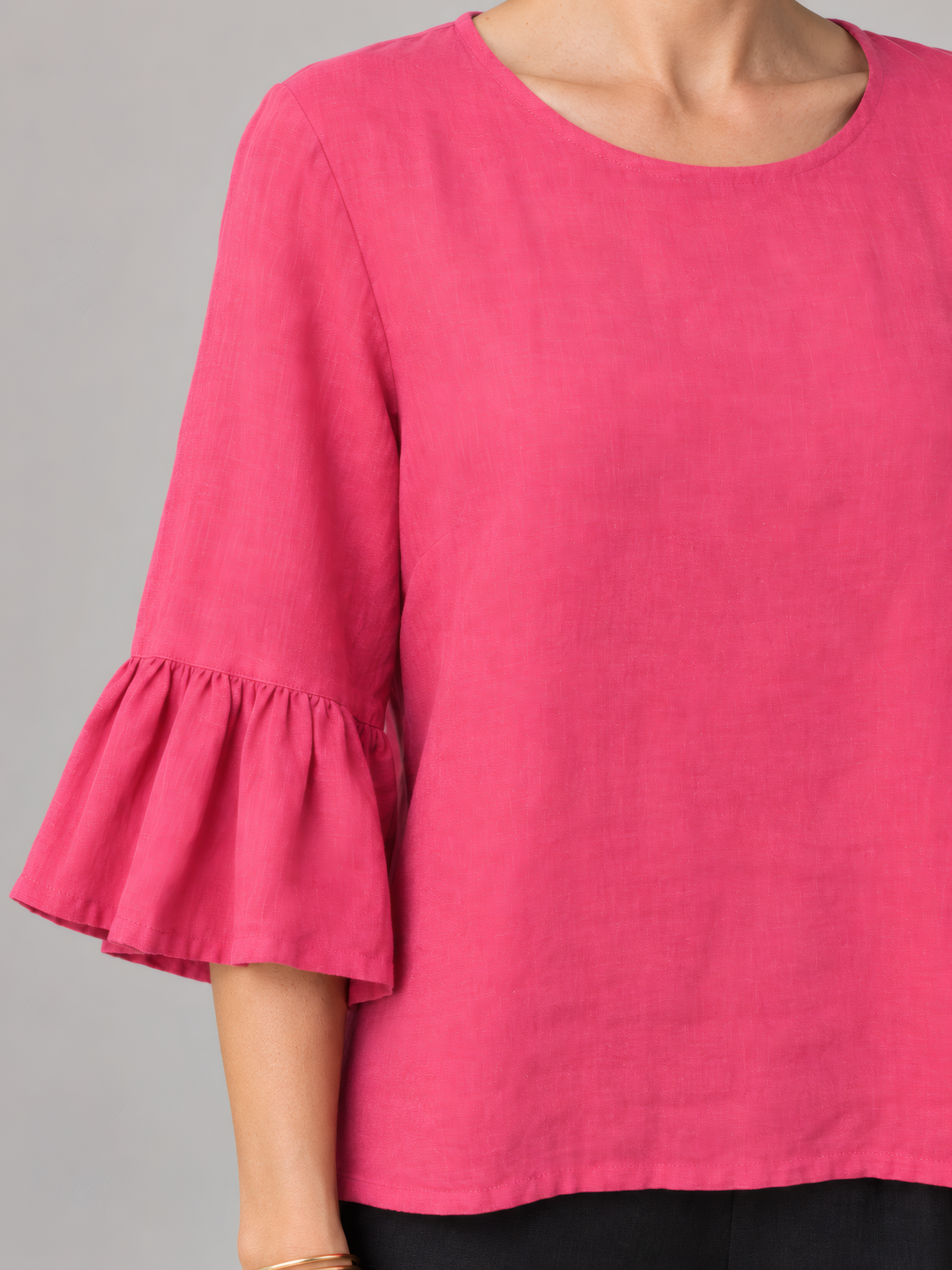 Bryn Walker Light Linen Fran Shirt in Nemesia, close up of the fabric and details