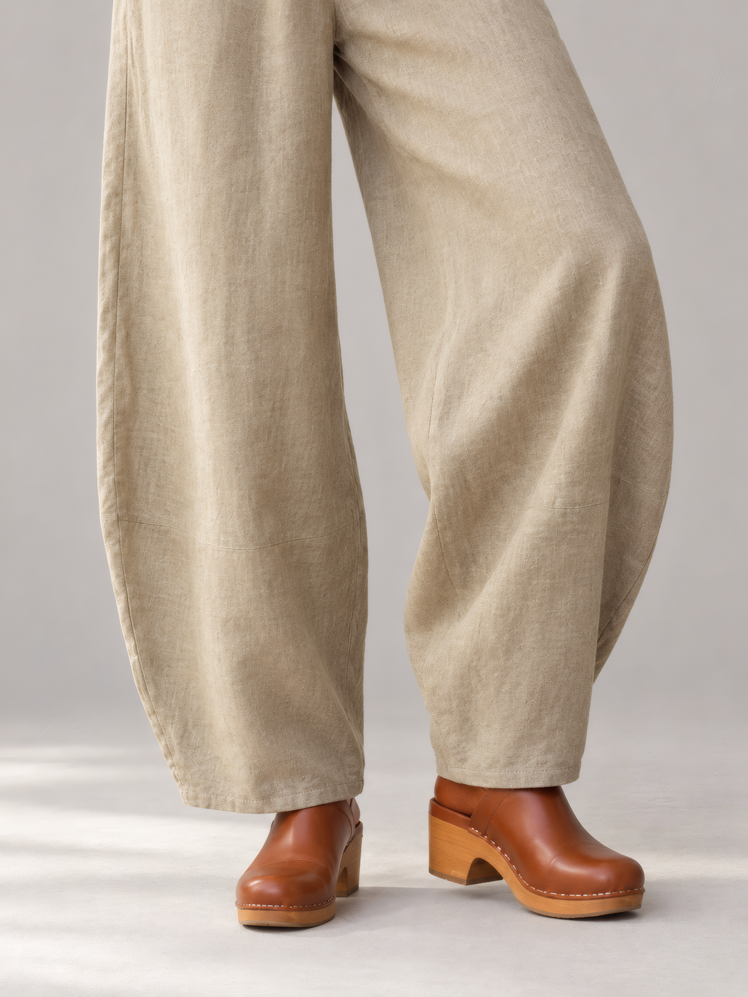 Bryn Walker Light Linen Oliver Pant in Viscacha, close up of the fabric and details