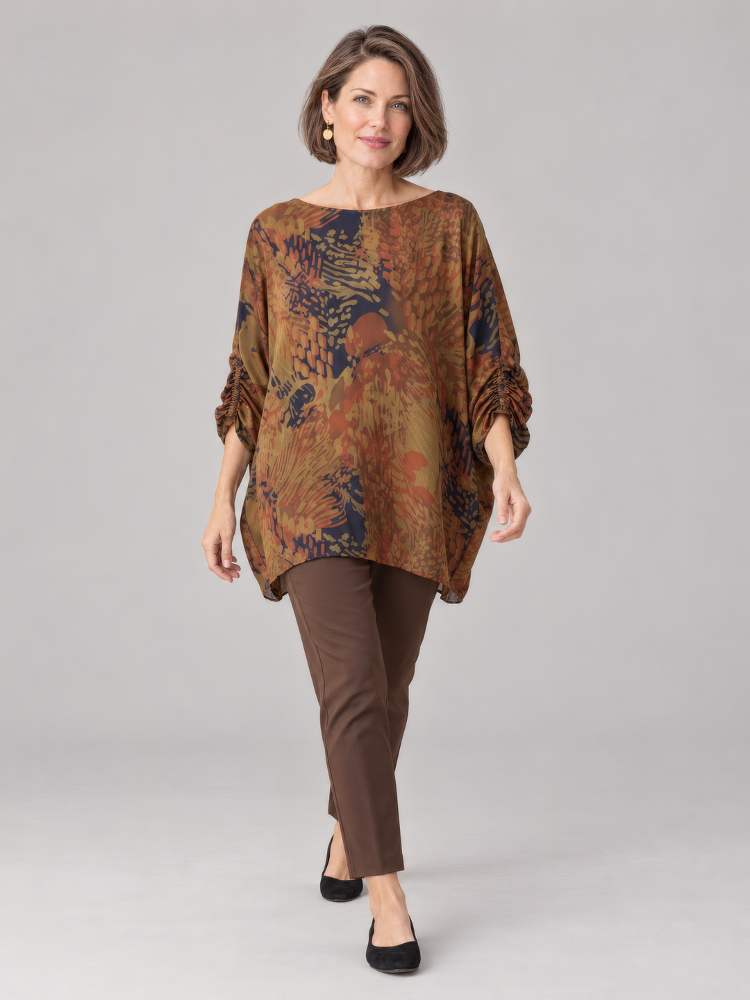 Bryn Walker Wilder Tunic in Partridge, full outfit on model