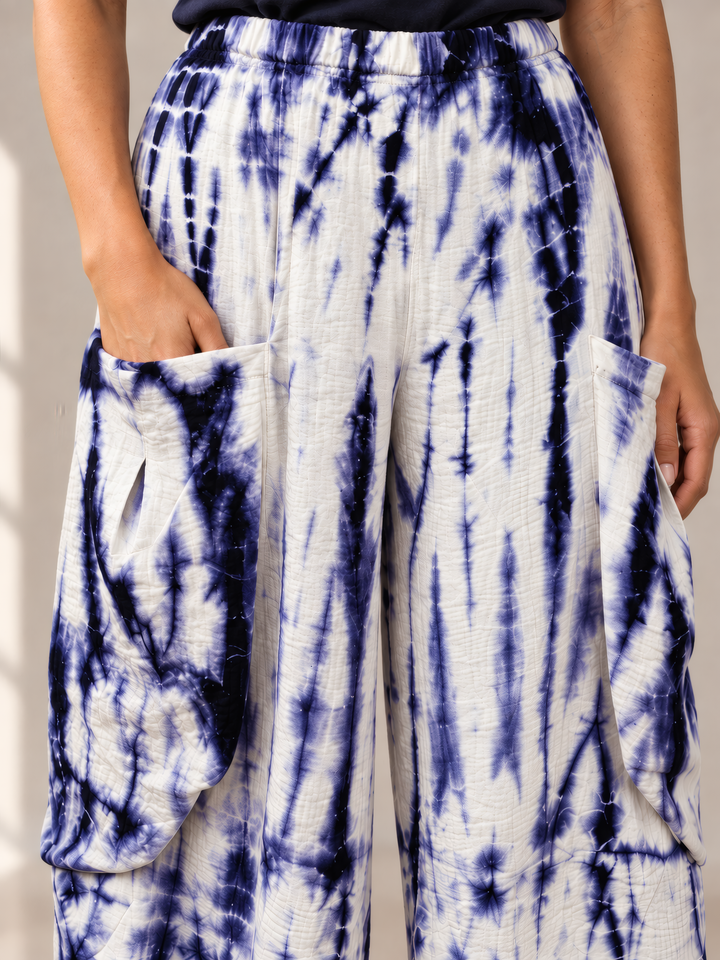 Eleven Stitch Design By Gerties Double Pocket Pant in Indigo, close up of the fabric and details